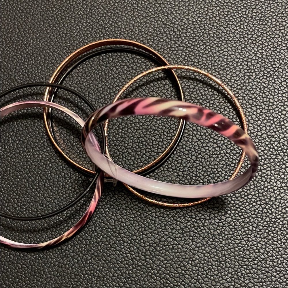 Elegant Pink and Gold Bracelet Set